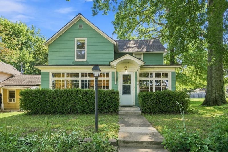 707 Liberty St, Oskaloosa, KS 66066