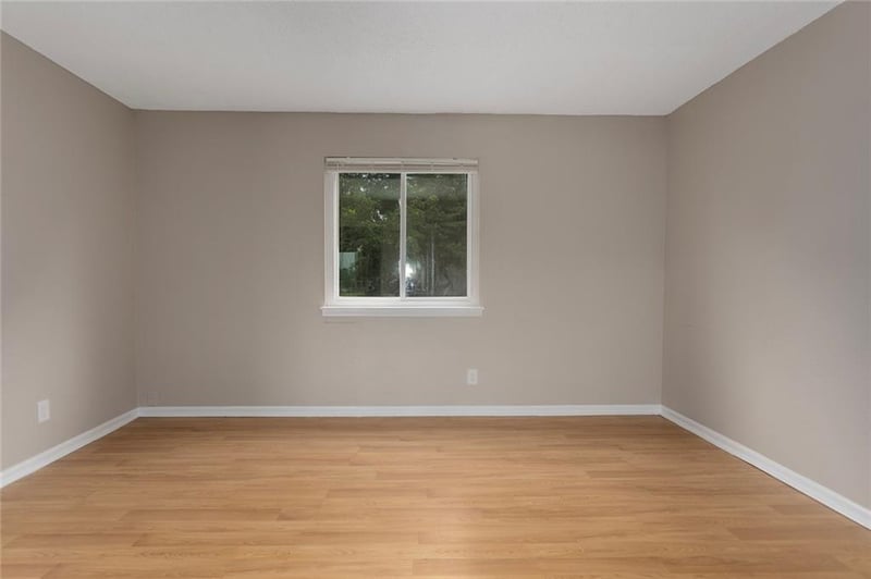 2621 155th Ter, Basehor, KS 66007