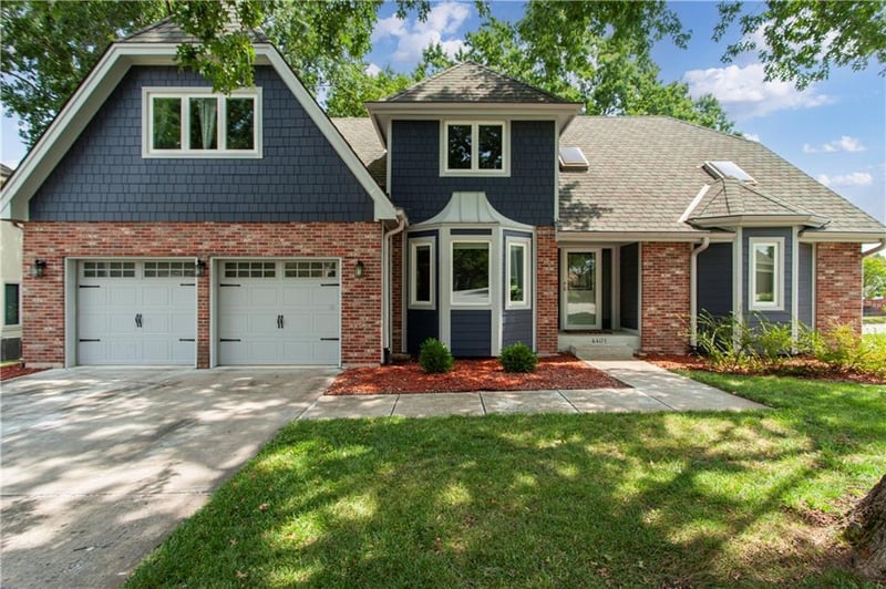 4401 Hoit Dr, Lee's Summit, MO 64064