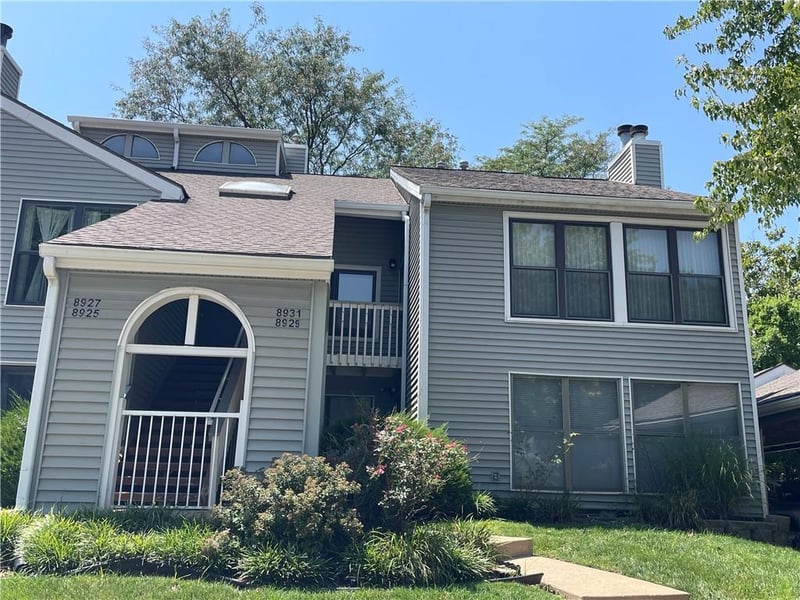 8929 106 Ter, Overland Park, KS 66212