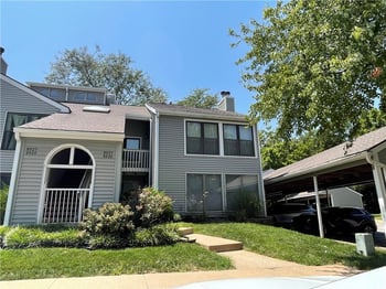 8929 106 Ter, Overland Park, KS 66212
