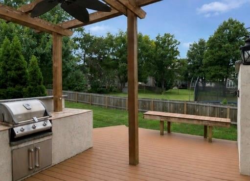 8925 132nd Ter, Overland Park, KS 66213