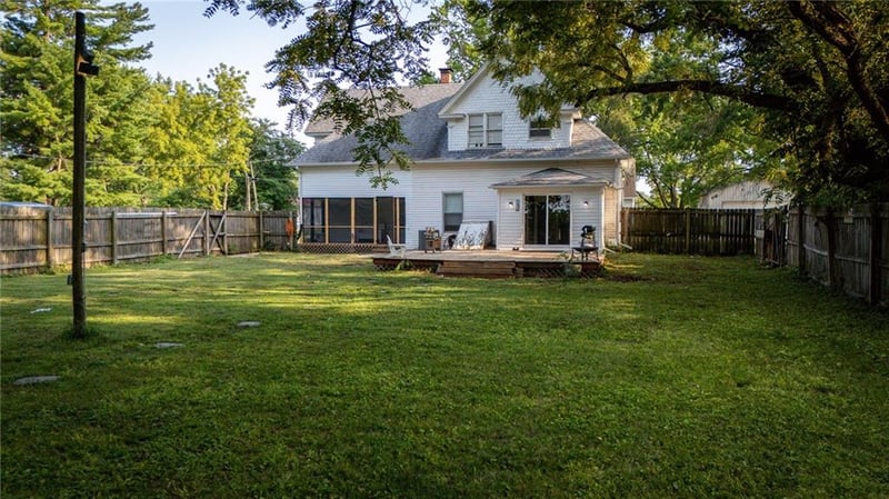 100 Hortense St, Orrick, MO 64077