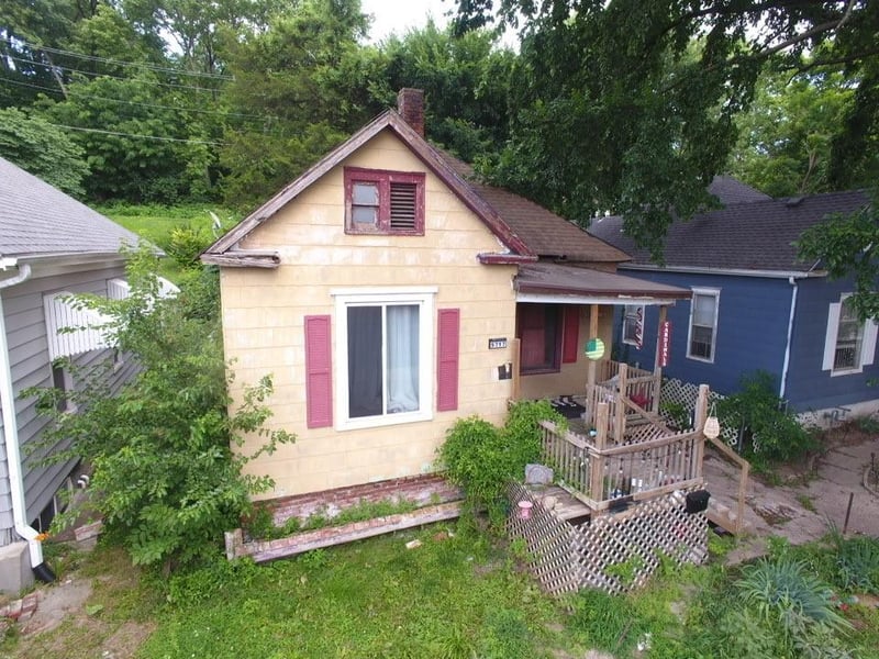 5717 King Hill Ave, St Joseph, MO 64504