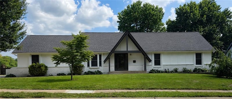 1405 9th St, Lee's Summit, MO 64081