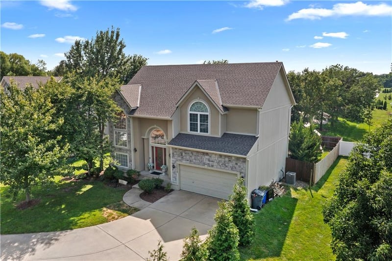 15514 Hunter St, Olathe, KS 66062