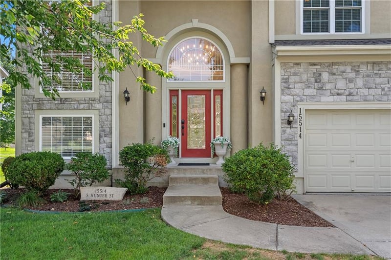 15514 Hunter St, Olathe, KS 66062