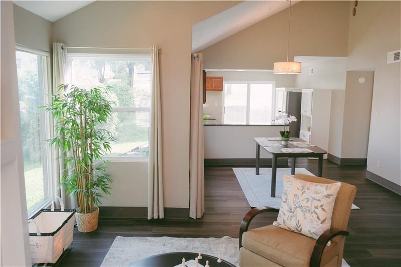 725 75th Ter, Kansas City, KS 66112