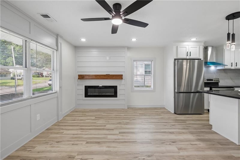 5018 Locust Ave, Kansas City, KS 66106