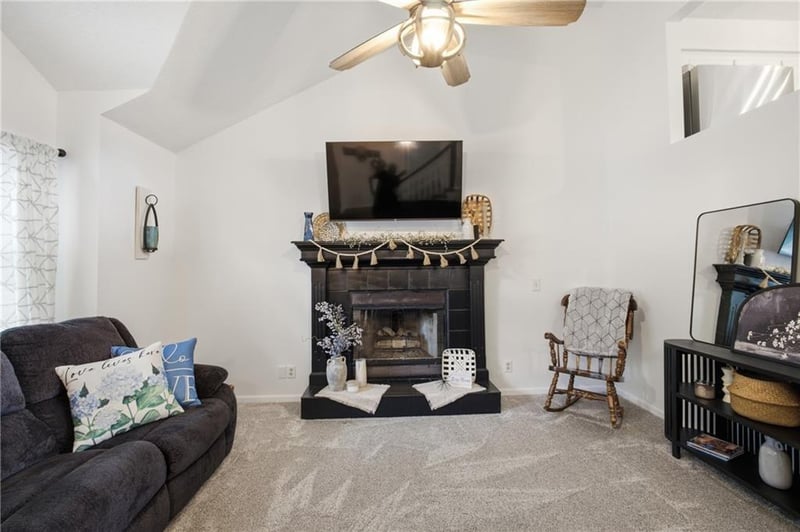 1507 Emerald Cir, Kearney, MO 64060
