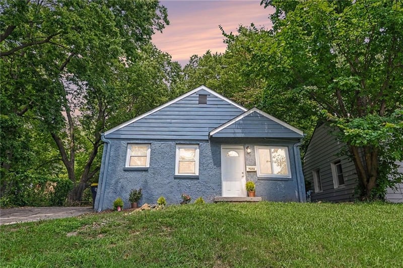 1842 77th St, Kansas City, MO 64132