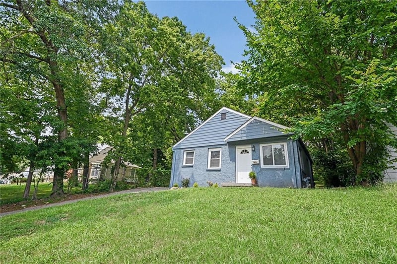 1842 77th St, Kansas City, MO 64132