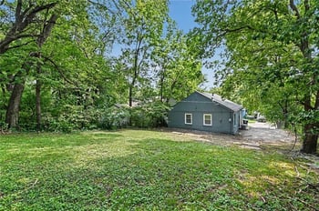 1842 E 77th St, Kansas City, MO 64132