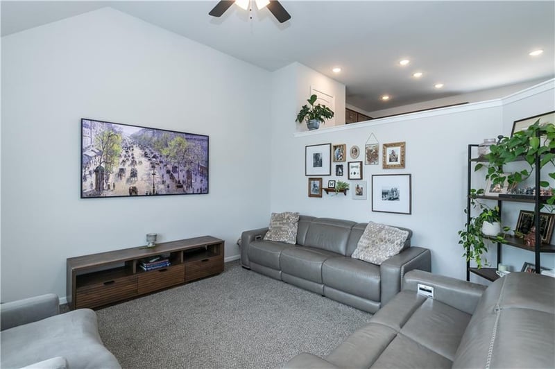 727 Connor St, Belton, MO 64012
