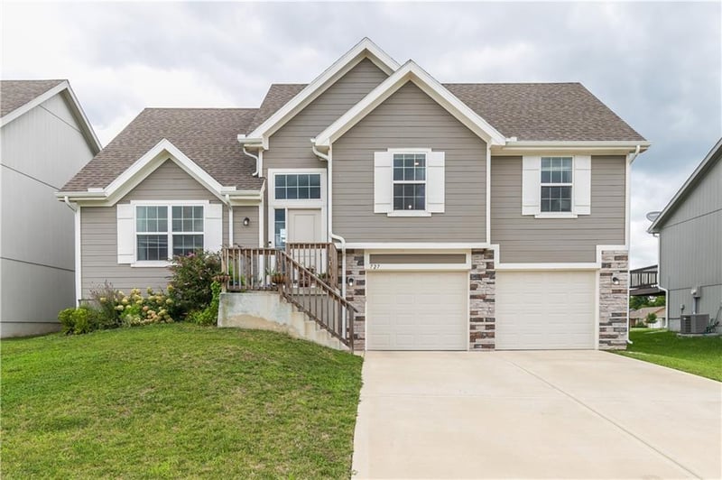 727 Connor St, Belton, MO 64012