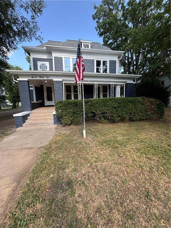 735 Crawford St, Fort Scott, KS 66701