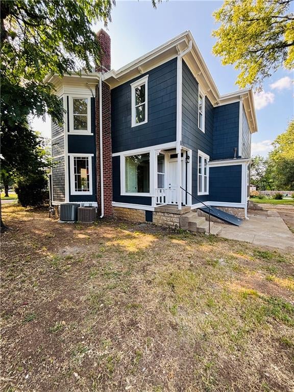 735 Crawford St, Fort Scott, KS 66701
