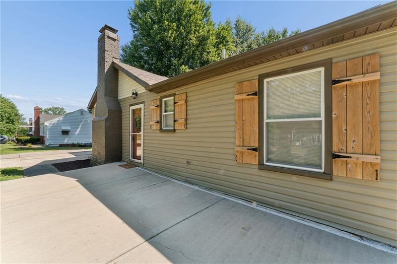 4917 NE Marvin Rd, Kansas City, MO 64118