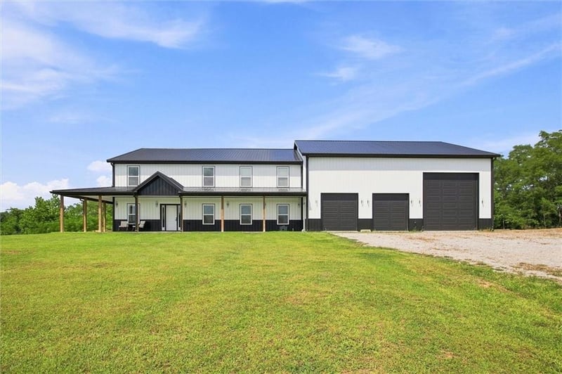 18076 115th Rd, Edgerton, MO 64444