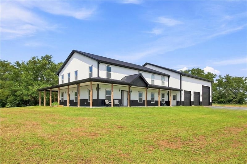 18076 115th Rd, Edgerton, MO 64444