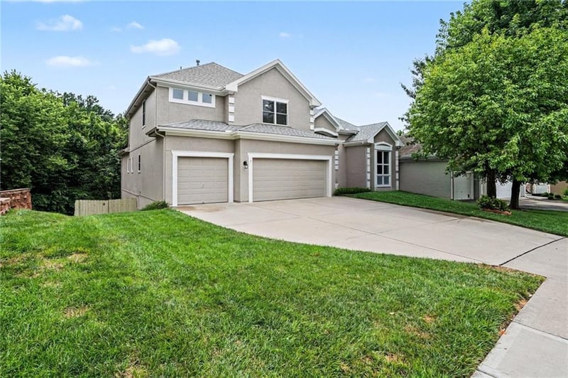 5821 Bedford Ave, Kansas City, MO 64151