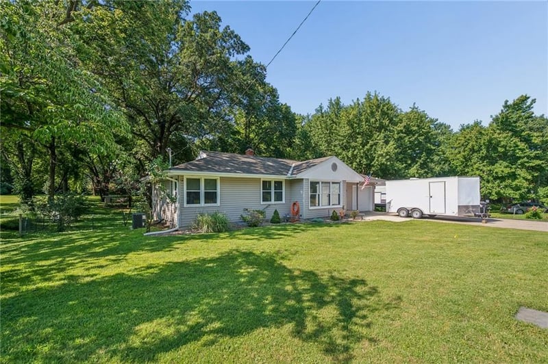 1315 25th St, Independence, MO 64050