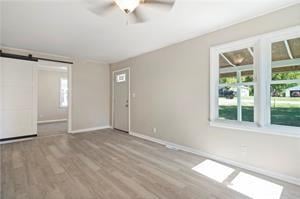 15309 Mayes Rd, Independence, MO 64050