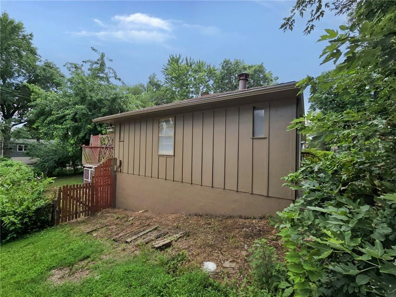 7301 89 St, Overland Park, KS 66212