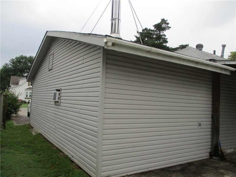 510 Vermont Ave, Columbus, KS 66725
