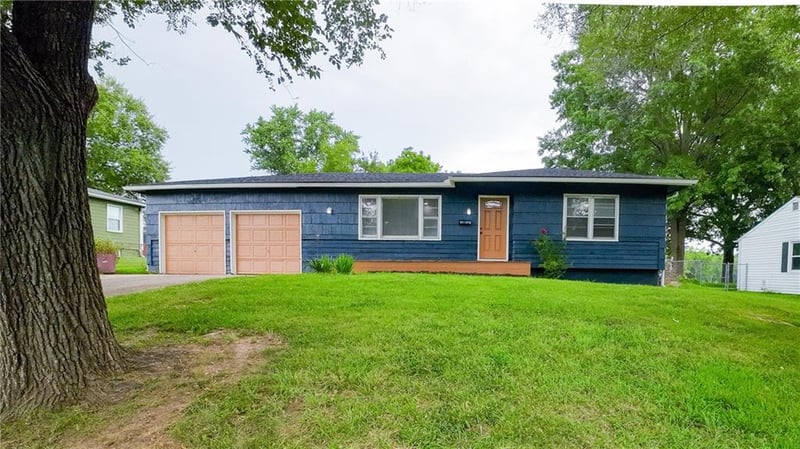 12308 52nd Ter, Independence, MO 64055