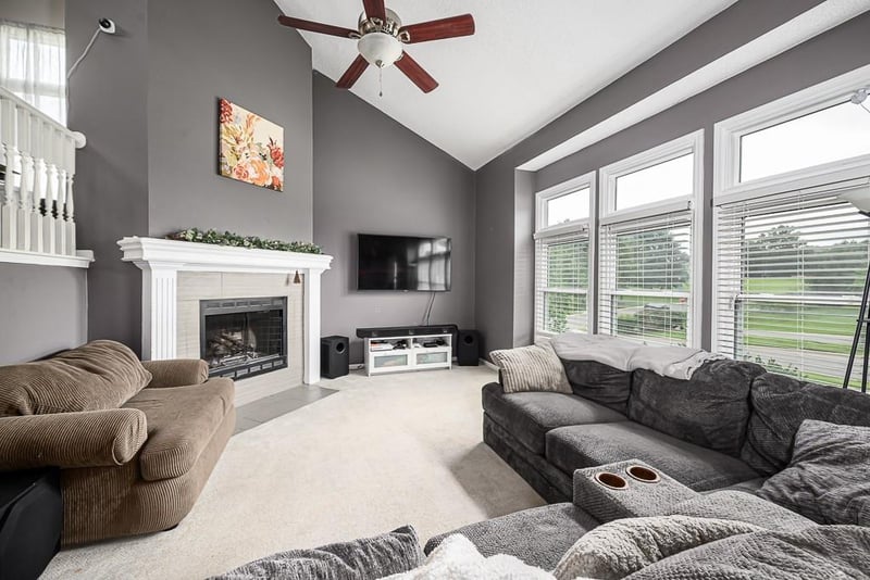 21206 55th Ter, Shawnee, KS 66218