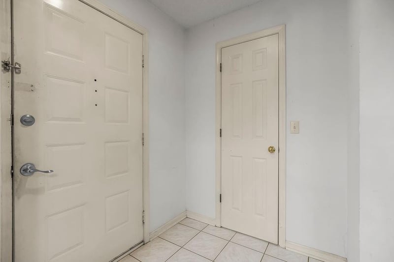 4025 S Crysler #80 Ave, Independence, MO 64055