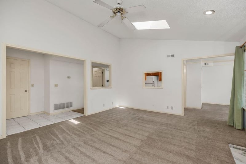 4025 S Crysler #80 Ave, Independence, MO 64055