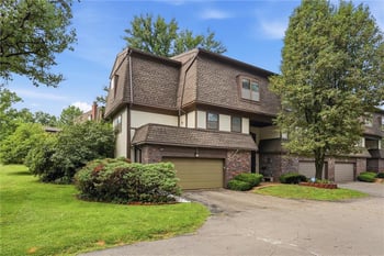 10162 Locust St #8, Kansas City, MO 64131