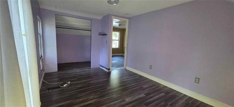121 N Ash Ave, Independence, MO 64053