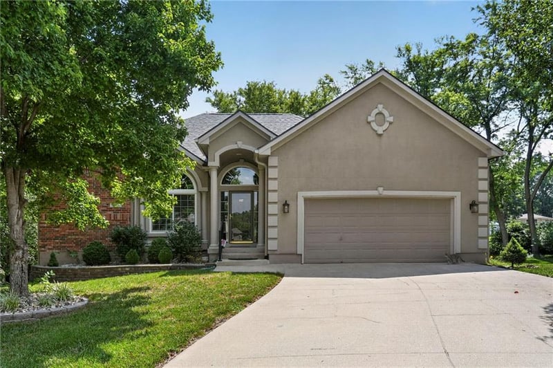1827 Jones Ct, Independence, MO 64057