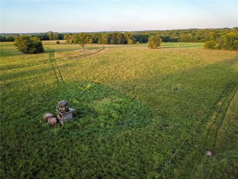 000 1570 Rd, Jerico Springs, MO 64756