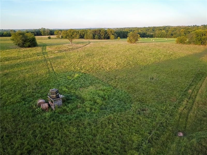 000 1570 Rd, Jerico Springs, MO 64756