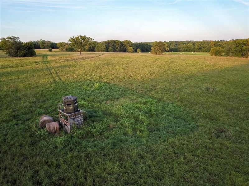 000 1570 Rd, Jerico Springs, MO 64756