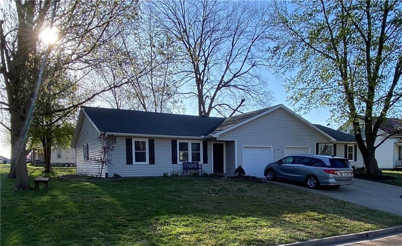 205 5th St, Concordia, MO 64020