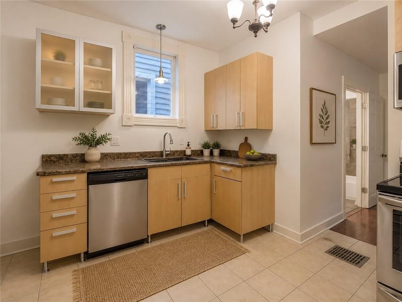 313 Ord St, Kansas City, MO 64124