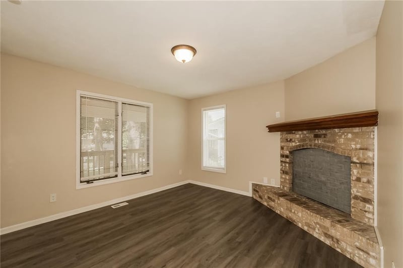 4721 E 138th Ter, Grandview, MO 64030