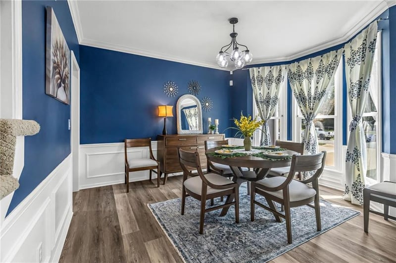 324 Bradford St, Lee's Summit, MO 64064