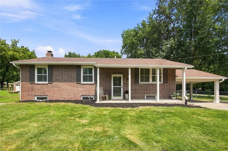 202 South St, Lathrop, MO 64465