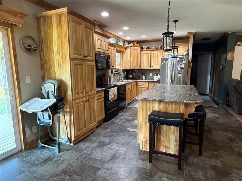 207 Jefferson St, Oregon, MO 64473