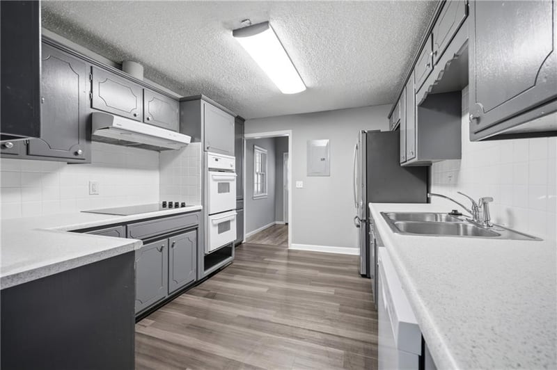 9604 67th Ter, Raytown, MO 64133