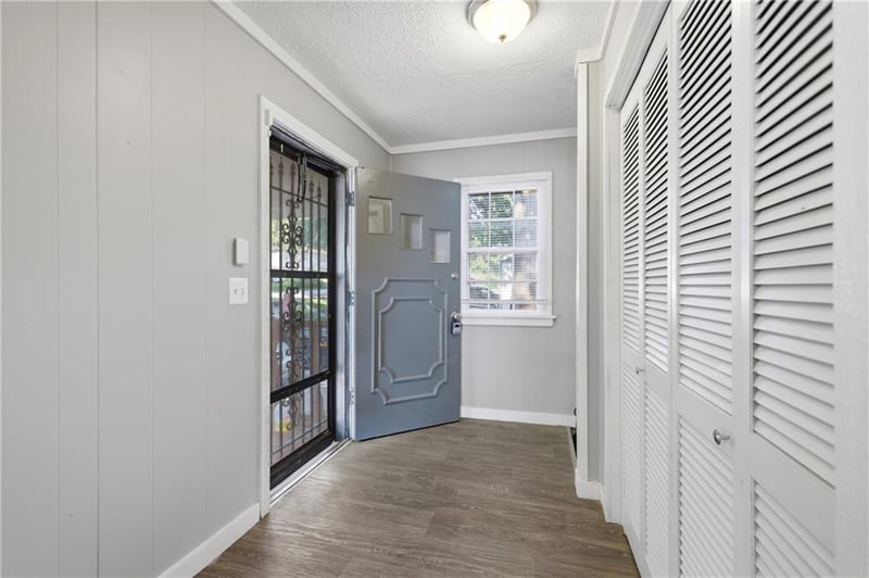 9604 67th Ter, Raytown, MO 64133