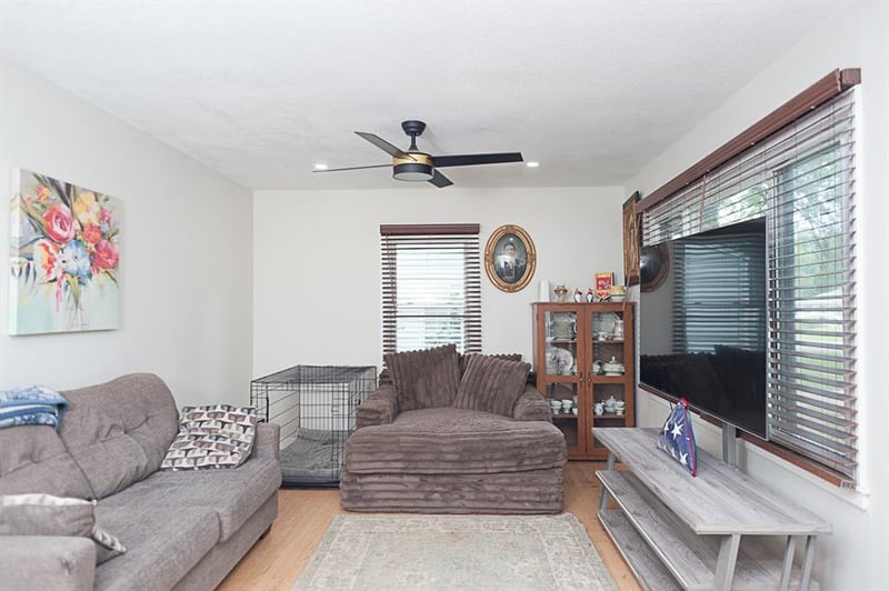10813 58th Ter, Raytown, MO 64133