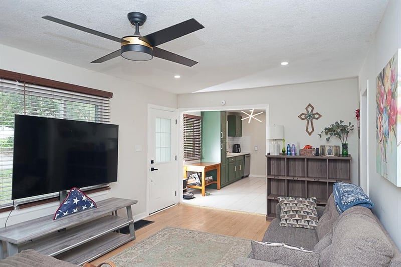 10813 58th Ter, Raytown, MO 64133