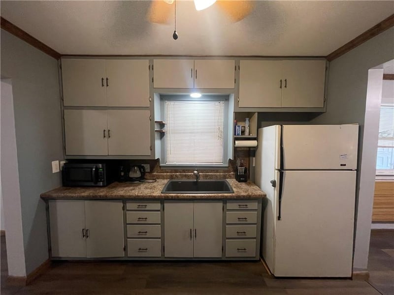 1311 1st St, Coffeyville, KS 67337